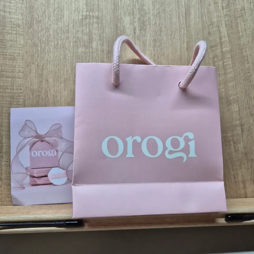  오로지 톤업 선쿠션, 자연스러운 화사함과 촉촉함