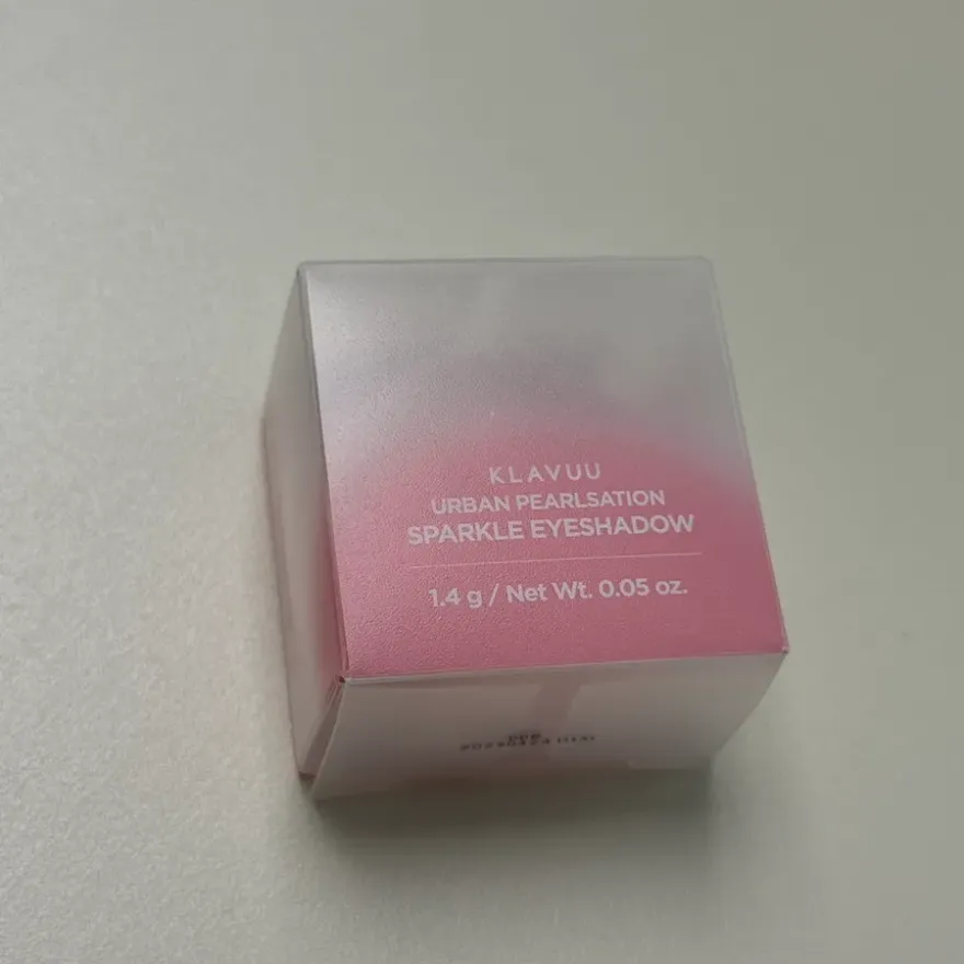 클라뷰 메리골드 피치 아이섀도우 후기: 영롱한 글리터 — 사진 2