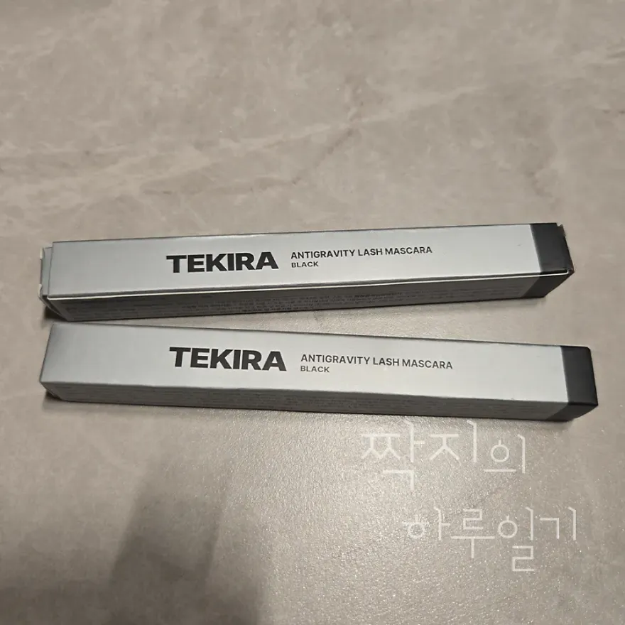 테키라 메탈 마스카라, 번짐 없이 길어지는 속눈썹 연출 — 사진 2