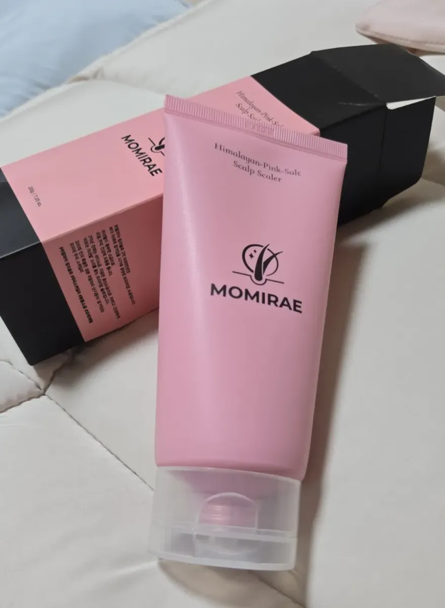  여름철 두피 기름 고민 끝! 모미래 핑크솔트 두피 스케일러