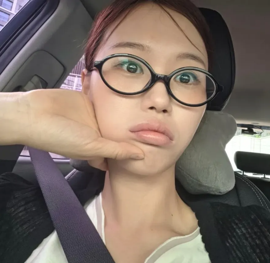 퓌 쿠션 글래스 오리지널 1.5 피치글래스 21호 피부 표현 후기 — 사진 14