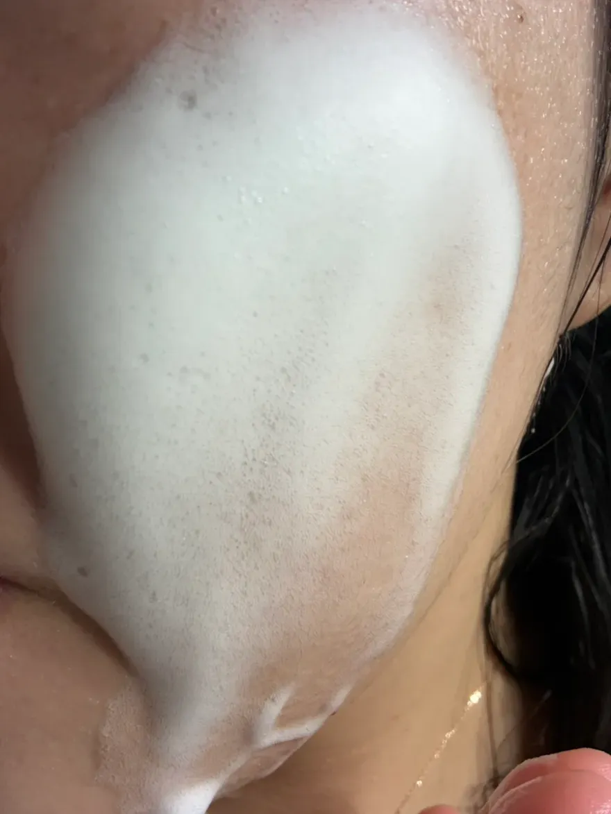아우페 약산성 토마토 버블 폼클렌징, 촉촉한 마무리감 — 사진 13