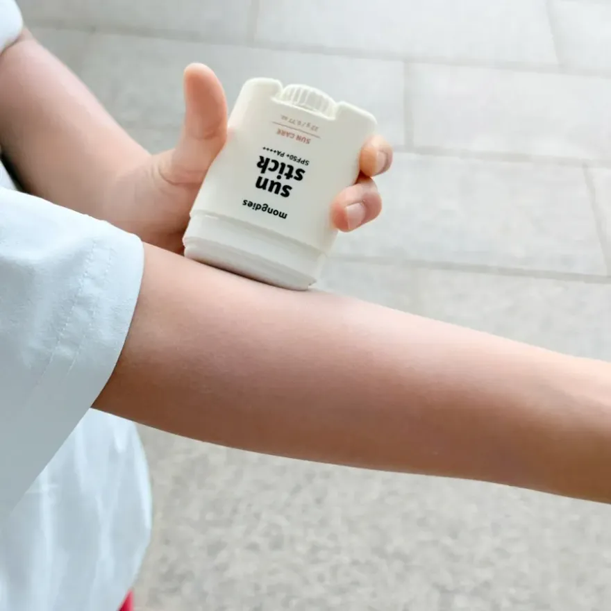 몽디에스 아기 선스틱, 햇빛 알레르기 홍조 피부 보호 후기 — 사진 2